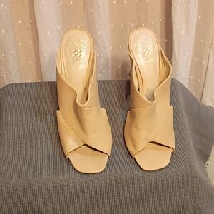 Vince Camuto Size 9 (GUC) Fair Pre-owned Condition, Mule sandals